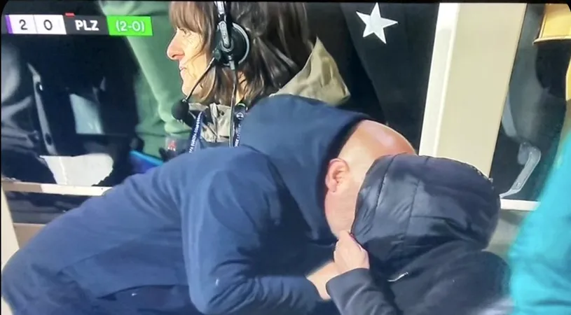 Șoc la TV pentru milioane de telespectatori italieni: antrenorul Fiorentinei a sărutat, în spatele băncii de rezerve, o jurnalistă căsătorită! A fost filmat și toată „Cizma” vorbește despre gestul neașteptat