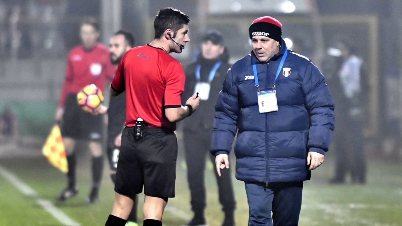 Marius Şumudică a spus ce a pățit la un derby Rapid - FCSB cu Radu Petrescu la centru! „Trimis la județeană. Te persiflează, le dădea invers, e incredibil”