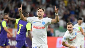Zeljko Kopic a anunțat ce a făcut Dinamo cu banii primiți de la Gigi Becali pentru Dennis Politic: „A fost foarte important pentru club”