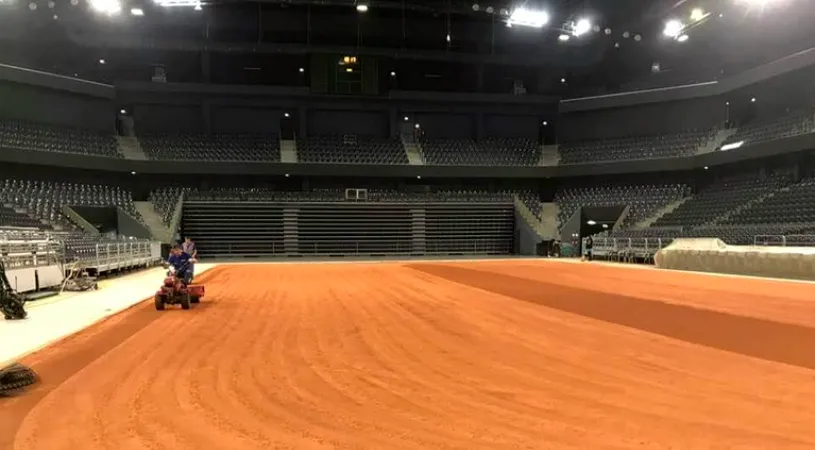 FOTO | Au început pregătirile pentru meciul de Fed Cup dintre România și Elveția. Sala Polivalentă din Cluj-Napoca, 