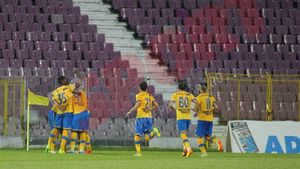 "Lupii" urcă pe locul secund. ACS Poli - Petrolul Ploiești 0-3. VIDEO REZUMAT