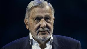 Ilie Năstase a făcut praf teoria că ar fi țigan! Ce a spus despre părinții săi
