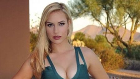 FOTO | O tânără jucătoare de golf este acuzată că este invitată la evenimente doar pentru că arată bine