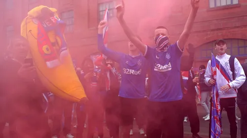 Atmosferă incendiară în Scoția! Fanii lui Rangers au ieșit în stradă după câștigarea titlului | VIDEO