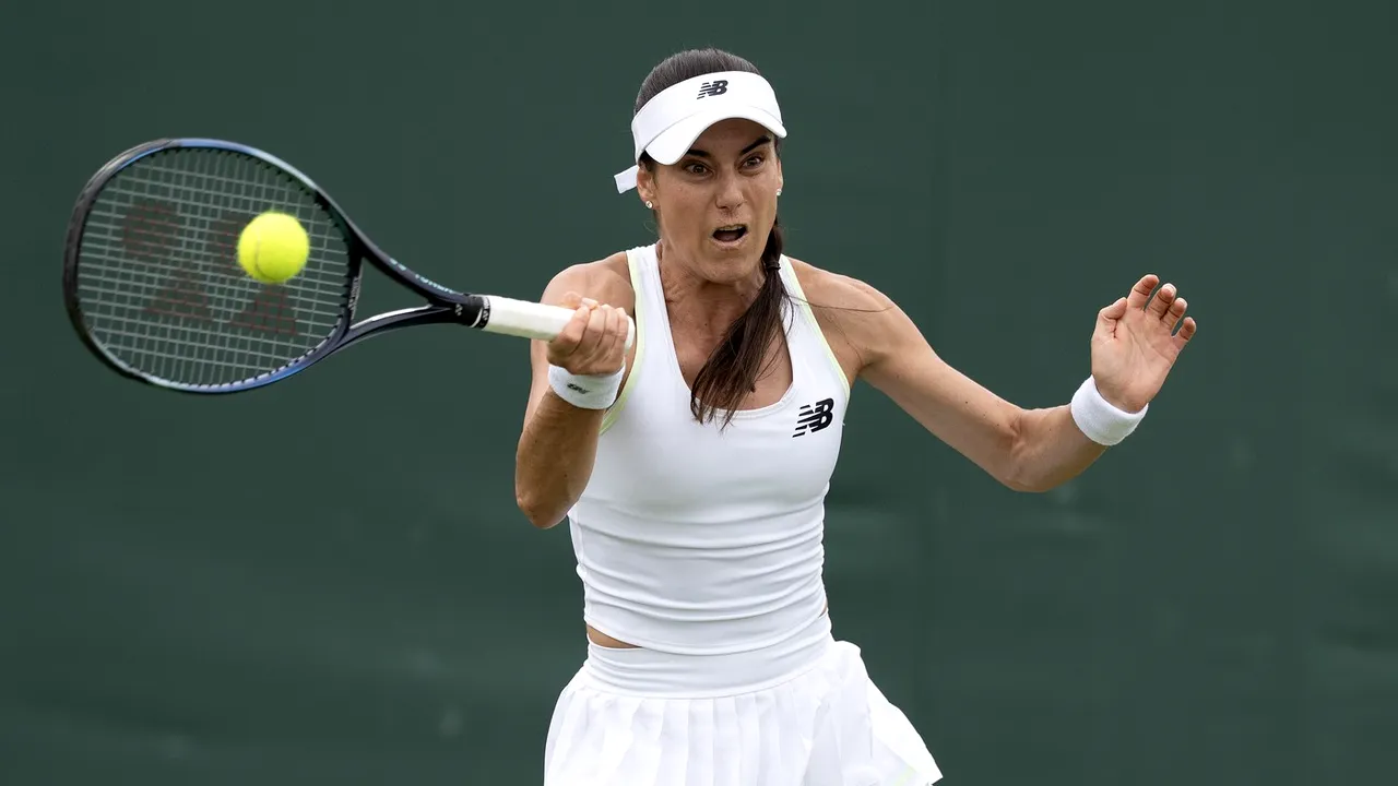 Sorana Cîrstea a răbufnit împotriva arbitrei şi i-a amuțit pe spectatori la Wimbledon: „De unde ştiu că nu inventezi? Spune-mi acum!”