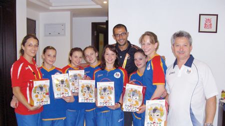 "Ne e foarte dor de casă!"