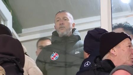 Primarul Piteștiului a văzut ce a pățit Meme Stoica în tribune la FC Argeș - FCSB 1-0 și are un mare regret: „Îmi pare rău că n-am făcut asta”