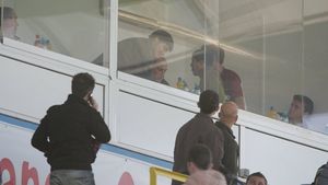 Copos, la un meci al Rapidului după o lună!