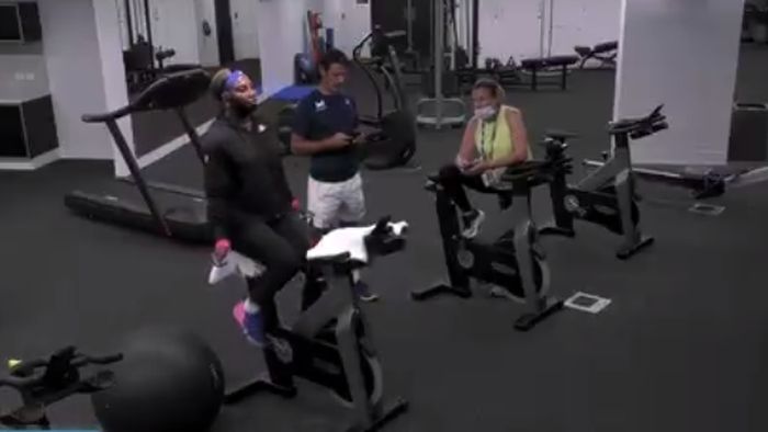 Serena Williams, surprinsă în ipostaze inedite! Ce făcea cu câteva minute înainte de startul meciului cu Simona Halep | VIDEO