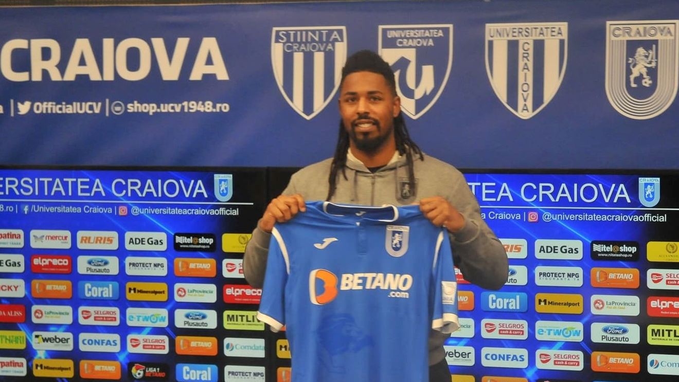 FOTO | Carlos Fortes a început în forță la U Craiova! Atacantul i-a răspuns, la prezentarea oficială, lui Marius Lăcătuș, după atacul "Fiarei": "Am văzut că s-a vorbit și...". Un fotbalist al CFR-ului nu a vrut să întărească FCSB: "El m-a sfătuit să vin aici"