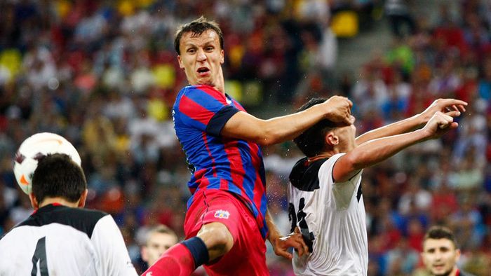 Plecarea lui Chiricheș de la Steaua este ca și făcută! Fundașul mai așteaptă doar mișcarea lui Mourinho