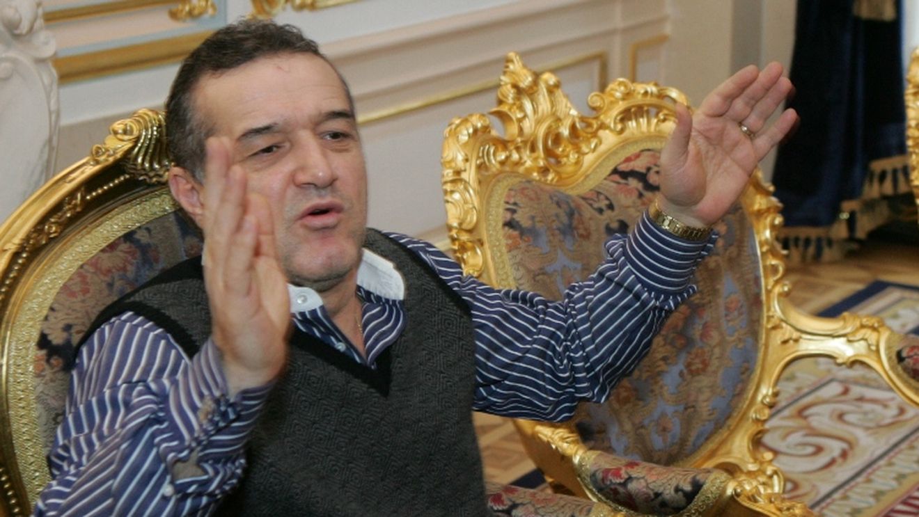 Becali:"Pentru Steaua ar fi bine ca Dinamo să învingă CFR-ul"