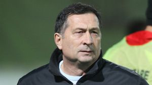 Încă un contestatar pentru Ion Crăciunescu!** "Nu este cel mai în măsura să conducă arbitrajul românesc!"