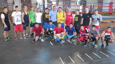 Războiul boxului lovește în juniori. FR de Box lasă Brăila fără Centru Olimpic. Brăilenii acuză: "Se răzbună pe noi că am votat împotriva lui Doroftei". Federația vorbește despre deconturi dubioase și lipsă de comunicare