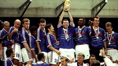 Zidane, dopat la CM 1998?:** "Jucătorii francezi au avut analize de sânge suspecte "