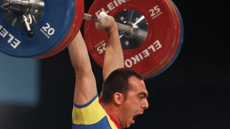 Antoniu Buci și Marius Gîscan - o medalie de aur și două de argint la CE de haltere