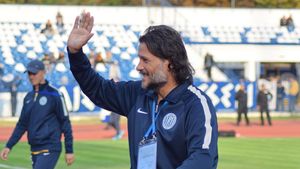 Nicolo Napoli va conduce vineri primul antrenament la Poli Iași. De ce nu a vrut președintele Ciprian Paraschiv să semneze actele pentru ca italianul să nu stea în carantină
