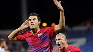 ȘOC la Steaua!** Nikolic a fost "săltat" de poliție după ce a petrecut cu prostituate până la 6 dimineața