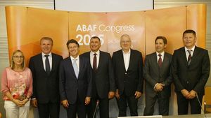 Szabo, alături de Sebastian Coe, Bubka și Udovicic, printre stelele sportului mondial în Serbia