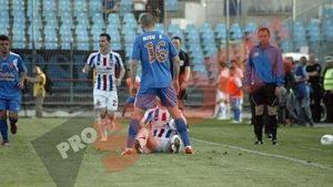 Dorinel a cedat nervos:** "Riscăm să ne facem de râs! Dacă președintele crede că nu mai sunt util, ne strâgem mâna!" Pe cine pune la zid