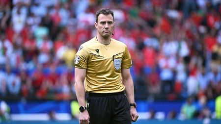 Cine e arbitrul meciului România - Olanda. A fost implicat într-un uriaș scandal