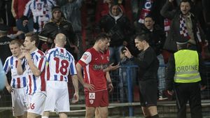 O etapă până când se va lua decizia care poate cutremura din nou Liga I!** Dinamo, indecisă: "Azi discutăm de aducerea arbitrilor străini"