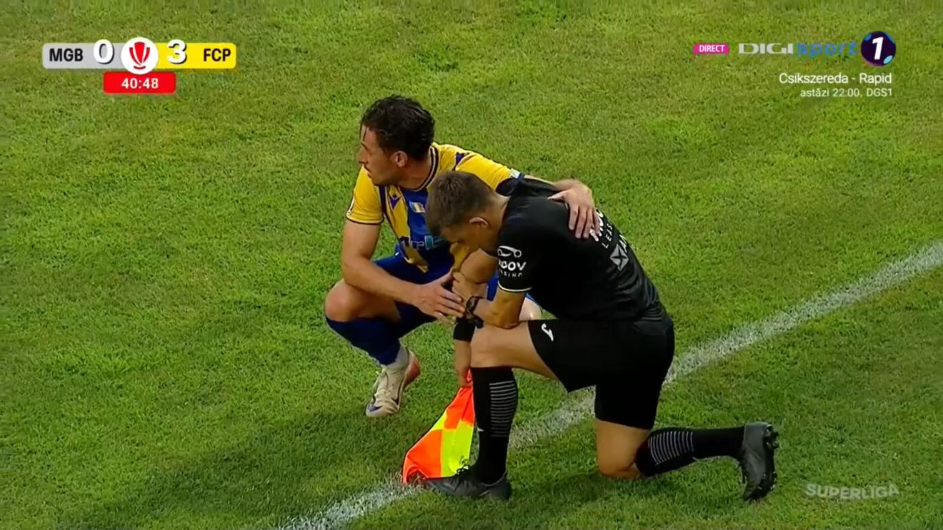 Aşa ceva chiar nu s-a mai văzut în Superliga! Arbitrul asistent a suferit o accidentare gravă, într-un mod uluitor, în Metaloglobus - Petrolul Ploieşti