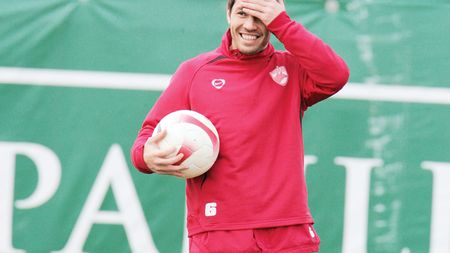 "China" a semnat cu Dinamo!