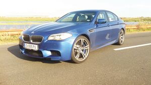 Brută cu chip de BMW! FOTO - Demonstrație de forță a noului M5