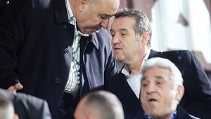 Taher: „Gigi, eu fac cărțile"