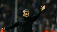Răzvan Lucescu, omul zilei în Grecia după ce a eliminat-o pe Olympiacos și PAOK s-a calificat în semifinalele Cupei