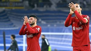Gest superb al celor de la Real Madrid după meciul cu Liverpool din Liga Campionilor! „You'll never walk alone” s-a auzit pe Stadionul „Santiago Bernabeu” | VIDEO