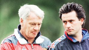 "Mourinho nu avea după ce să bea apă!"** Află cum era portughezul când a intrat în fotbal!