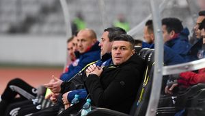 Cum va juca CSA Steaua în derby-ul cu Dinamo? Ce modele are Daniel Oprița: „Este o plăcere să te uiți la ei!” | VIDEO EXCLUSIV