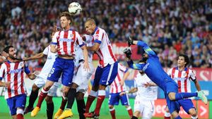 Un star de la Atletico se ducea spre stadion pentru meciul cu Barca, dar a ajuns în arest după ce i-a prins mâna unui polițist în portieră