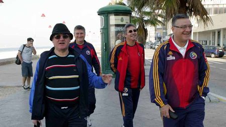 "Sandu a aruncat pisica la mine! A făcut-o `curvește`!"