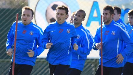 Bilașco nu vrea să plece singur în China: "Mai iau cu mine doi steliști!"** Cine ar putea fi "aleșii" atacantului