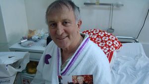 Grav bolnav de inimă, fostul arbitru Ioan Danciu nu se poate abține de la glume: "Cred că m-am îmbolnăvit de la laptele de vacă". În spital, Danciu s-a împrietenit cu un domn de 95 de ani care a murit a doua zi