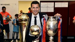Costel Gâlcă a dezvăluit ce clauză a avut în contractul cu FCSB: „Nu mă întrebați de ce a acceptat Gigi Becali!”