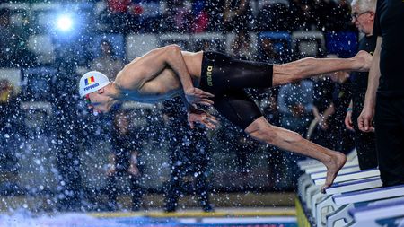 Ora de start a finalei lui David Popovici la 200 metri liber
