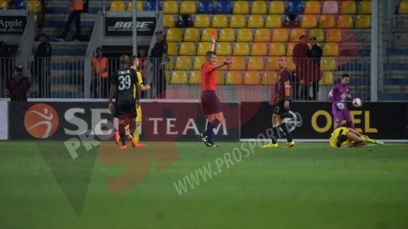 Trădați de căpitan. Geraldo a văzut "roșu" în minutul 90+4, Machado a înscris din lovitura liberă acordată