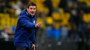 „Inter preia conducerea”. Cristi Chivu, negocieri intense pentru a realiza transferul mult dorit