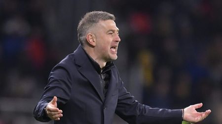 Predecesorii lui Edi au avut CV-uri infinit mai sărăcăcioase! Haideți să îl susținem pe selecționer măcar atât cât i-am susținut pe Contra și pe Rădoi!