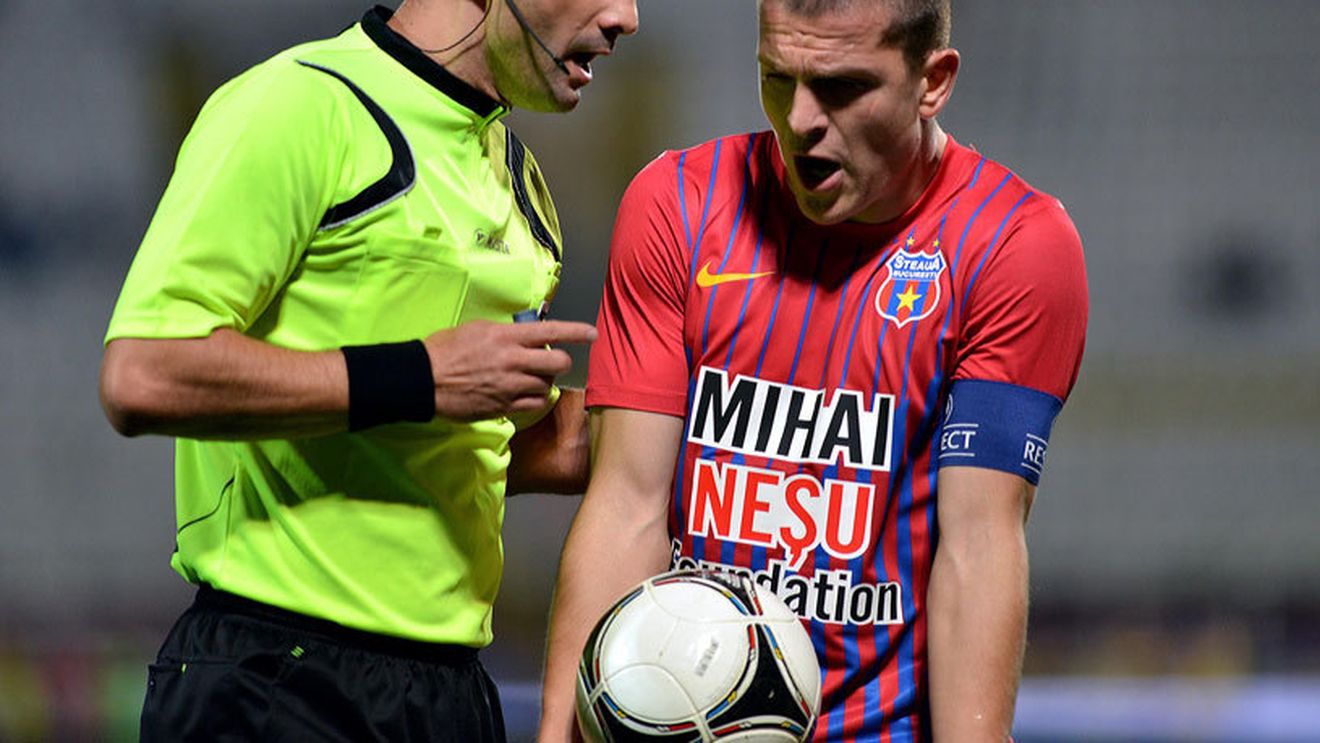 Sebastian Colțescu arbitrează meciul Concordia Chiajna - Steaua