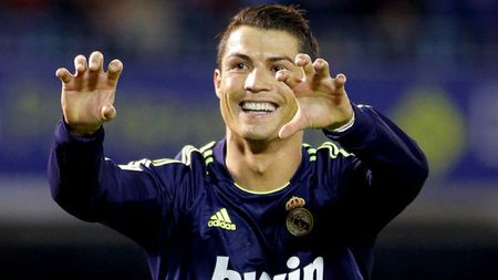 EXCLUSIV: Ce nebunie! Steaua și-ar putea da acordul pentru un amical cu Real:** "Mă voi întâlni cu domnul Becali!" Madrilenii și-au dat deja acceptul. Când s-ar putea juca