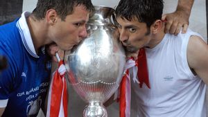 Marius Niculae și Ionel Dănciulescu deplâng situația lui Dinamo și cer transferuri de urgență la echipa din Ștefan cel Mare! „Ai nevoie de bani pentru asta!”