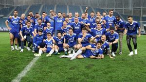 FC U Craiova, două lovituri după aducerea lui Adrian Mutu: „E deja acolo!” Unul dintre fotbaliștii veniți este Gicu Grozav, al doilea a fost la FCSB