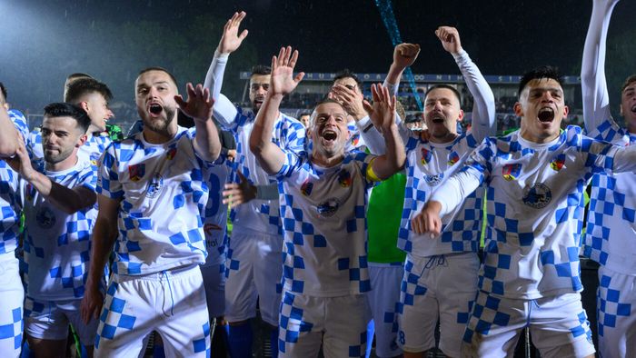 Revelația Cupei României poate da marea lovitură! Patru cluburi din Superliga se luptă pentru semnătura „perlelor” Corvinului. EXCLUSIV