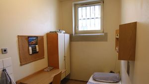 FOTO: Aici își va ispăși pedeapsa Uli Hoeness. Fostul oficial al lui Bayern poate să devină măcelar în închisoare pentru aproape 12 euro pe zi