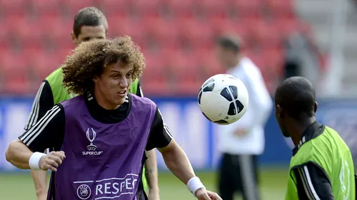 VIDEO David Luiz și-a uimit fanii de pe net: s-a filmat în pat la bustul gol! 